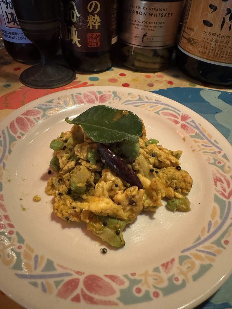 エッグアボカドポリヤル