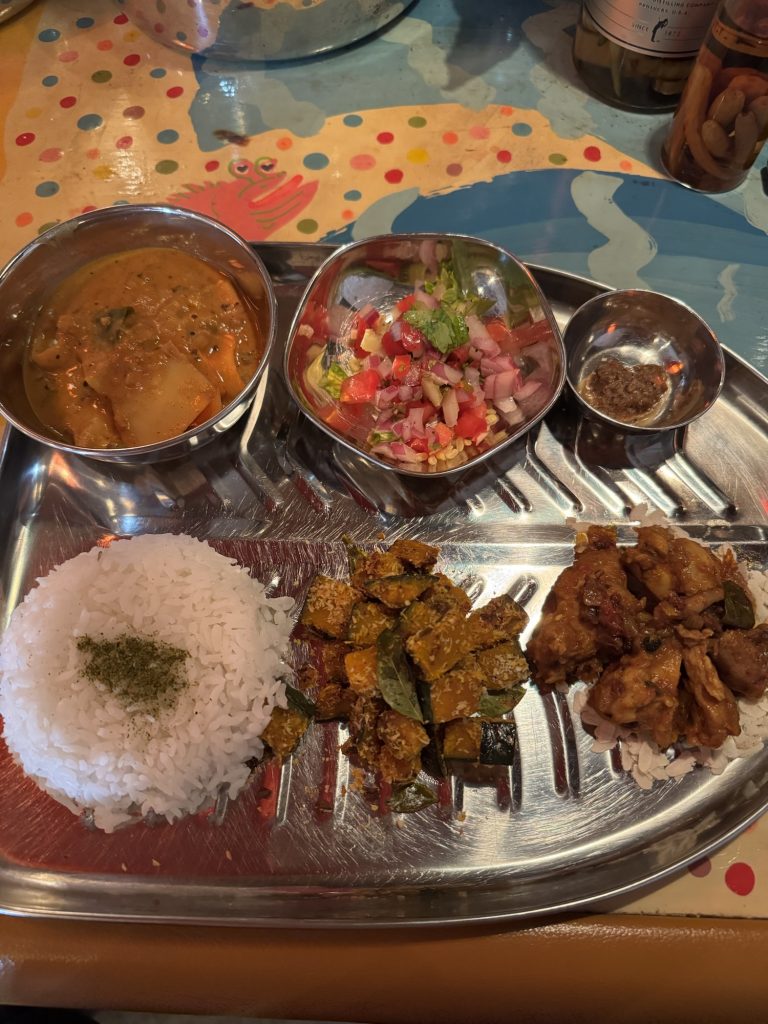 里芋とイカのココナッツミルク煮