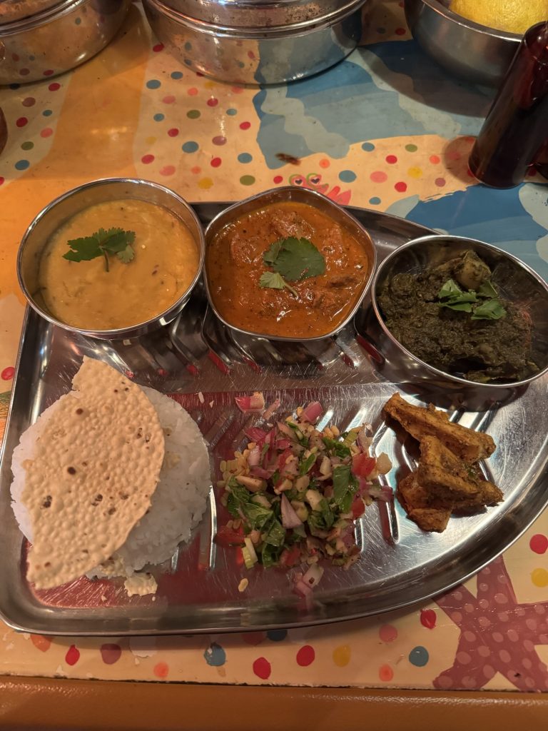 アルパラク(ほうれん草とじゃがいものカレー)