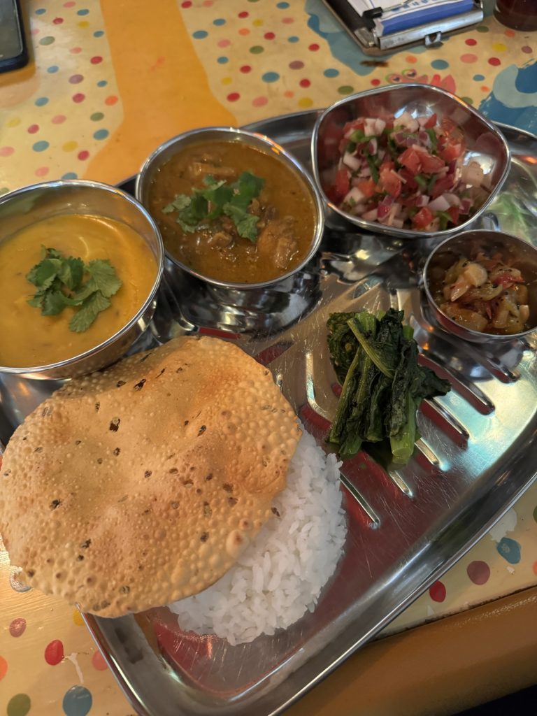 ヨーグルトベースのチキンマサラ