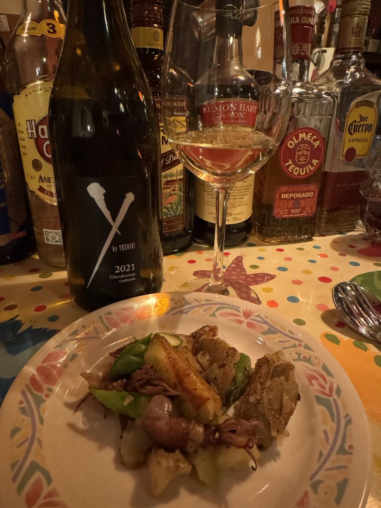 ホタルイカと旬アスパラと新じゃがいものガーリック魚醤炒め