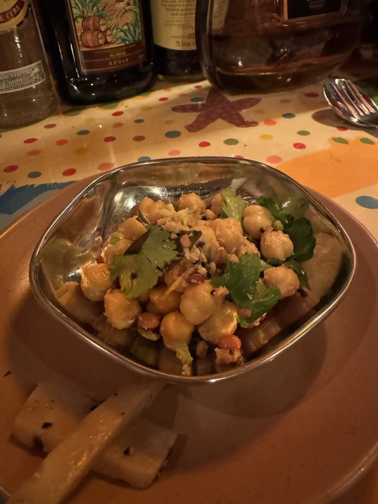 スンダル(ひよこ豆のココナッツ炒め)