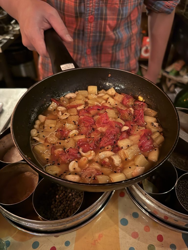 フルーツナッツのチャツネ パイナップルとミニトマトver.