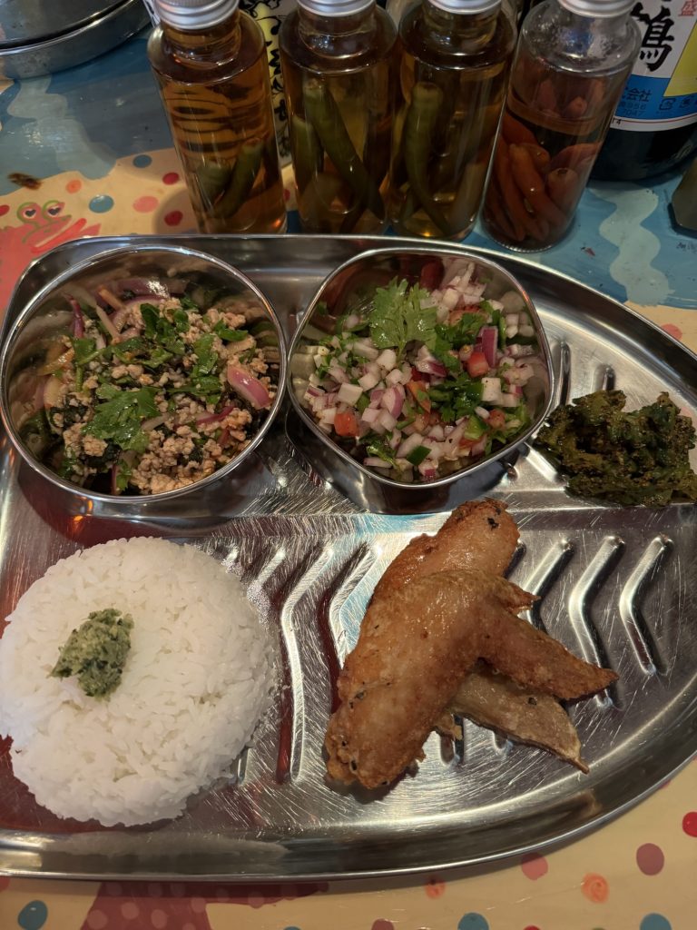 ラープ(タイのハーブとひき肉のサラダ)