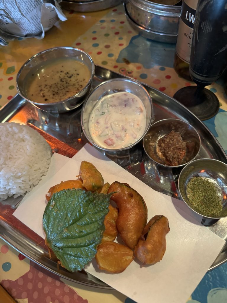 野菜のパコラ(アボカド、ズッキーニ、かぼちゃ、じゃがいも、えごまの葉)