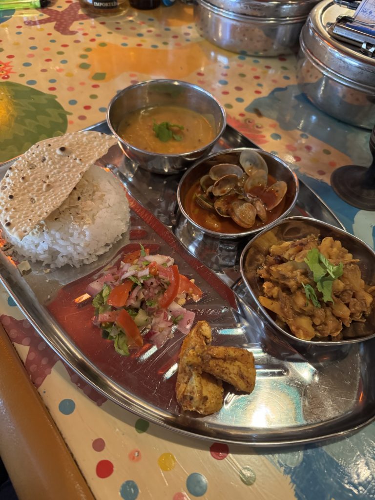 サバの味噌煮じゃがいもカレー