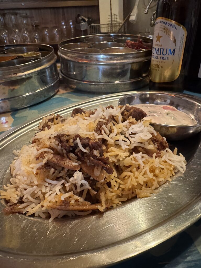 牛肉とゴボウのビリヤニ