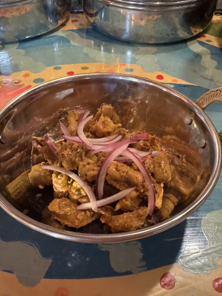 豚モツのネワール煮込み